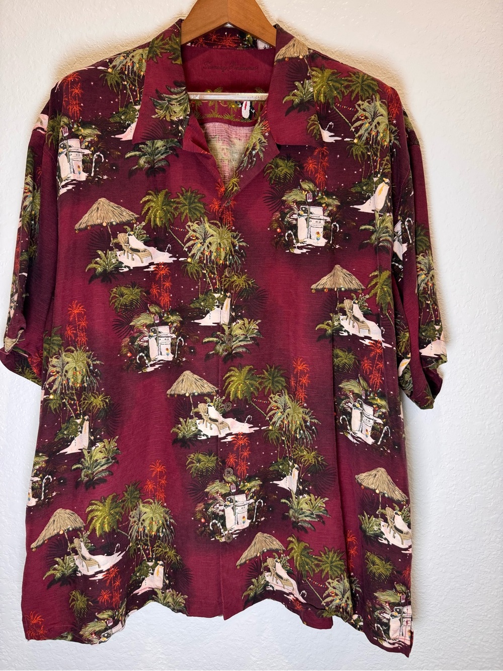 Tommy Bahama CHRISTMAS! 100% Silk Hawaiian Shirt